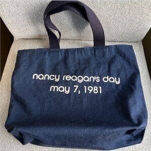 Bloomingdale’s First Lady Nancy Reagan Presidential Memorabilia 1981 Tote bag